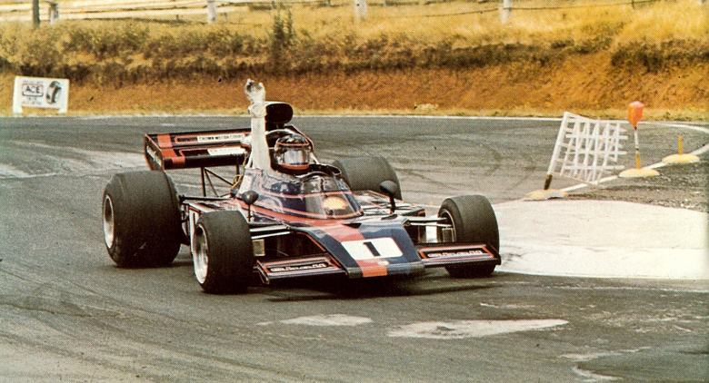 Graham McRae and his McRae GM2 in action during the 1974 Tasman Cup series